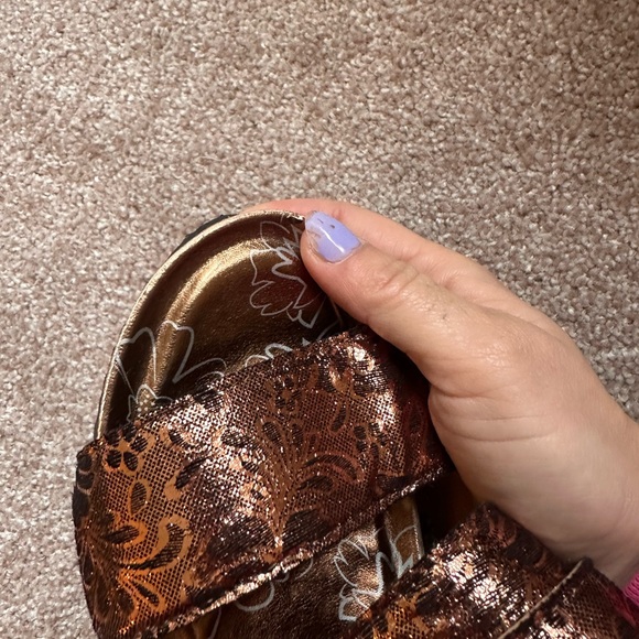 NWT Muk Luks Platfrom Sandals - Picture 10 of 10